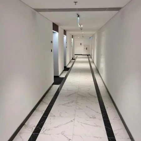 Hanza Tower Club Spa & Sauna & Jacuzzi & Pool *