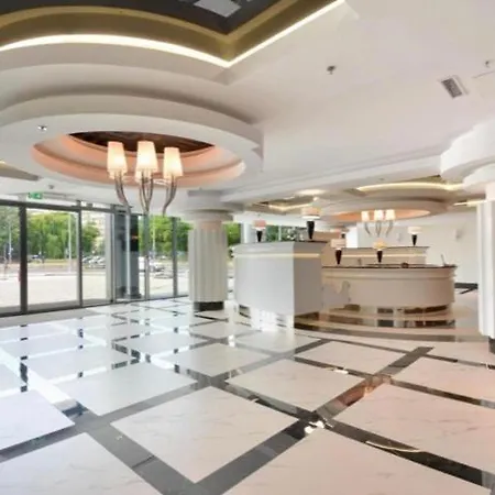 Hanza Tower Club Spa & Sauna & Jacuzzi & Pool シュチェチン