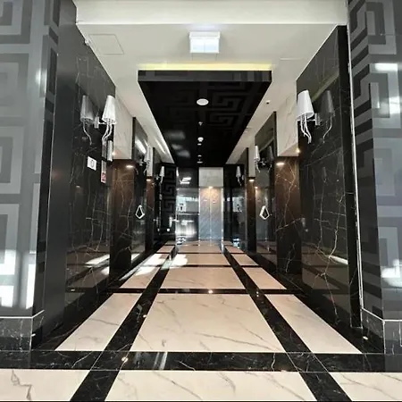 アパート Hanza Tower Club Spa & Sauna & Jacuzzi & Pool